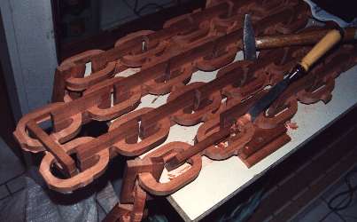 Walter
                    Anderlik's 25 m chain