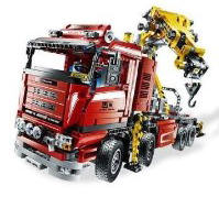 LEGO
                  Technic Truck mit Power-Schwenkkran